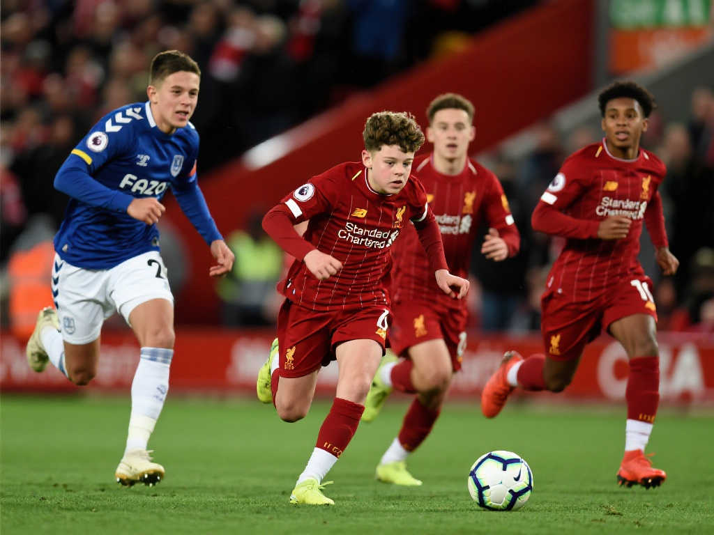 队整体防守 队整体防守